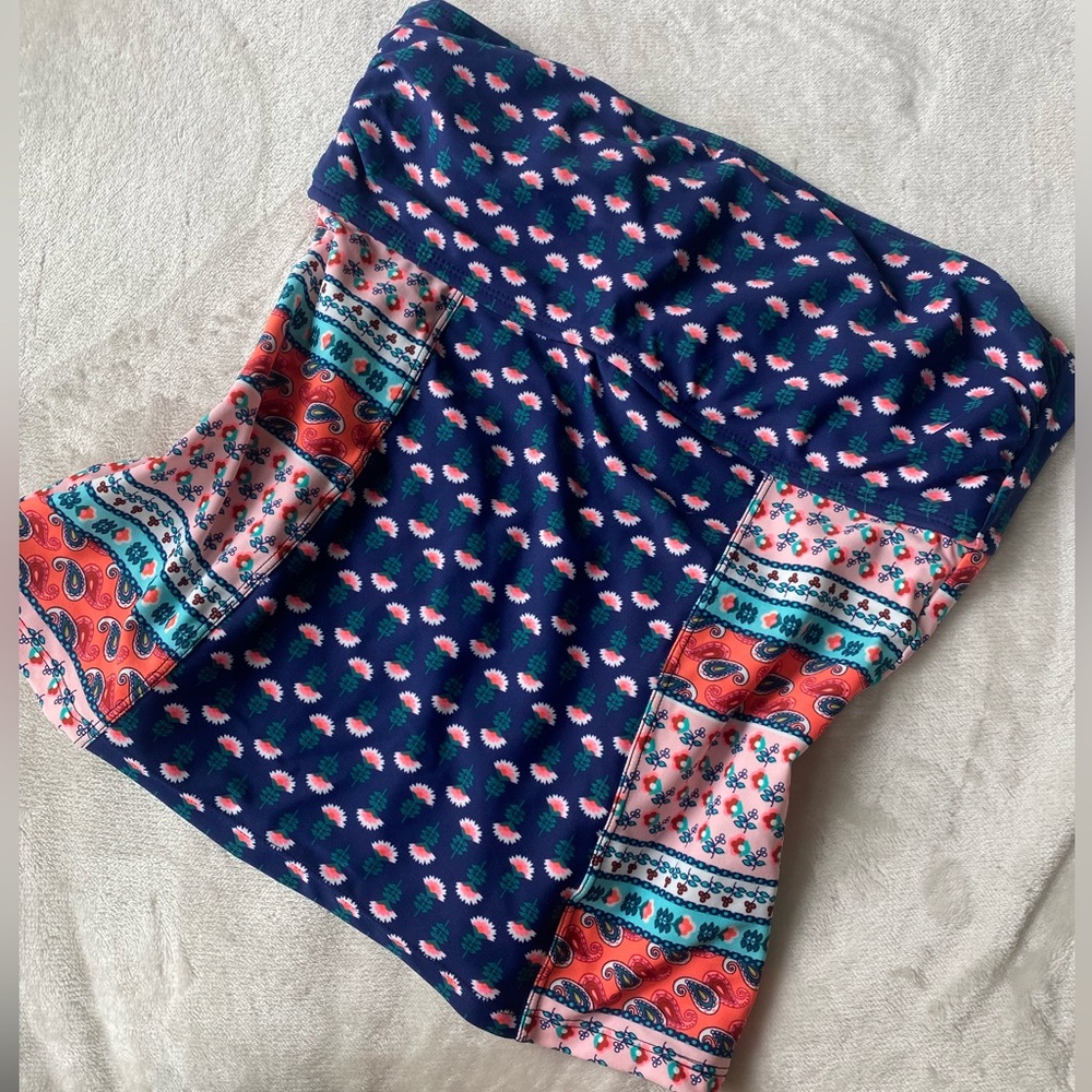 NWOT Floral Strapless Bikini Top